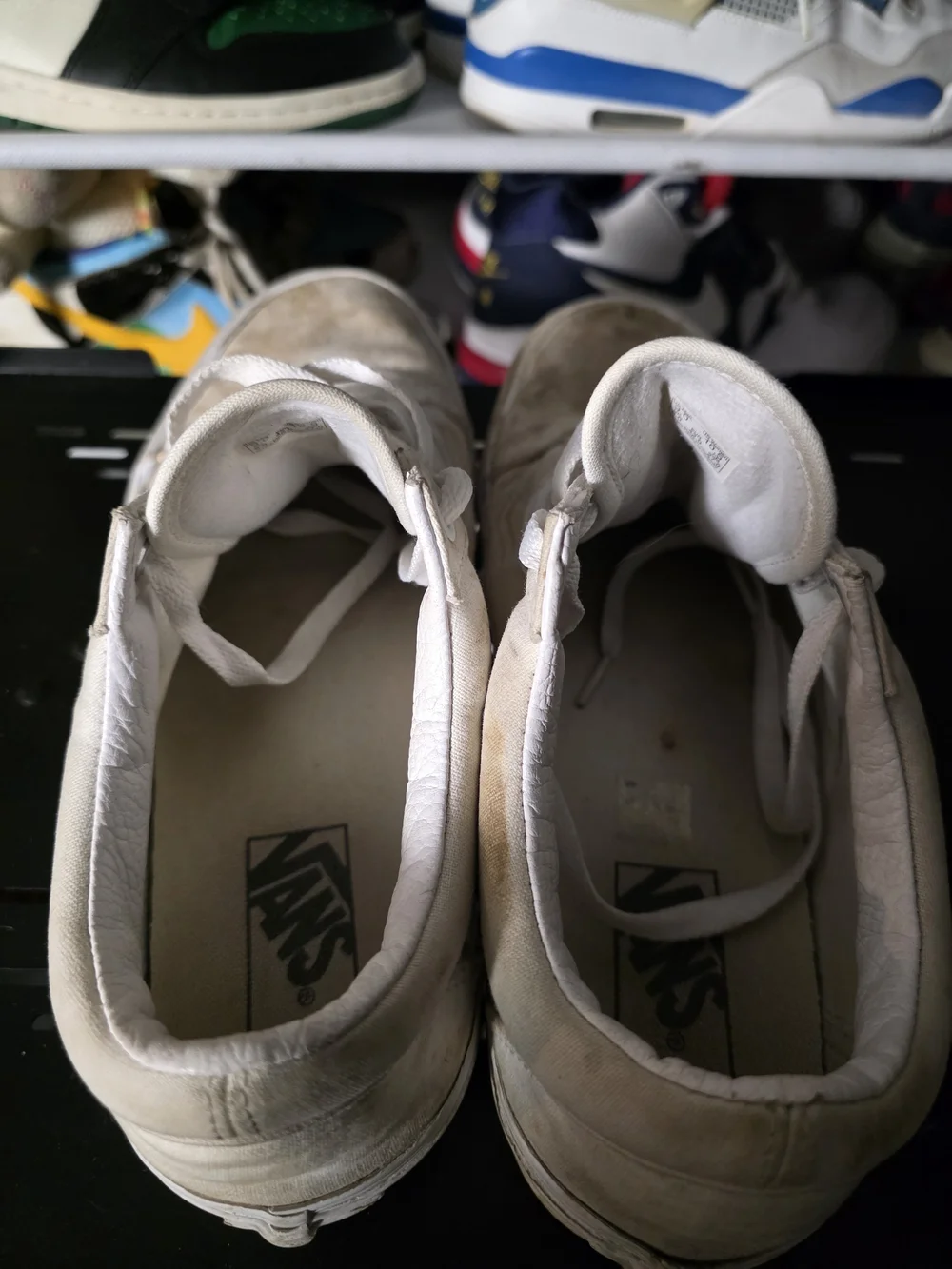 🔥 Well Worn! Vans Men's Size 9 Low-Top Old Skool Sneakers